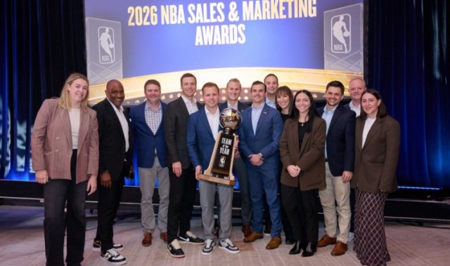 开云官网-NBA官方：骑士荣获年度最佳球队奖 在多项营销方面都创下了纪录