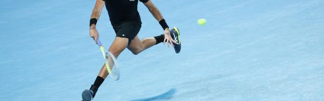 开云官网-澳网男单四强出炉：纳达尔梅德维德夫谁将超越德约